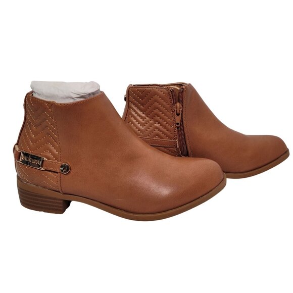Nautica Girl's Tan Anper Boots With Quilted Pattern & Side Zipper Closure Size 3 - Picture 2 of 12